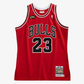 Chicago Bulls Authentic Jersey Road Finals Michael Jordan 1997-98 | Mitchell & Ness on sale