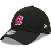 Atlanta Braves Logo 39THIRTY Flex Hat - Black | New Era