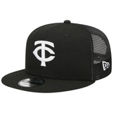 Minnesota Twins Trucker 9FIFTY Snapback Hat - Black | New Era