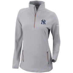 New York Yankees Women's Omni-Wick Outward Nine Quarter-Zip Pullover Top - Gray | Columbia