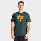 Athletics Icon T-Shirt - Green | Nike