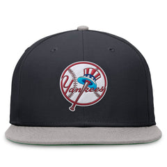 New York Yankees Rewind Cooperstown True Performance Fitted Hat - Navy/Gray | Nike