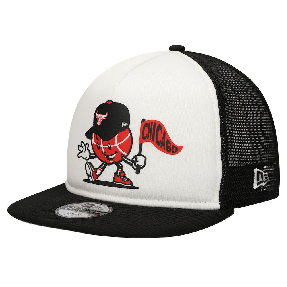 Chicago Bulls Youth Court Sport Mascot 9FIFTY Snapback Hat - White/Black | New Era outlet