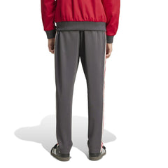 Manchester United Originals adicolor Track Pants - Black | Adidas online