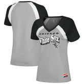 Chicago White Sox Women's Heathered Raglan V-Neck T-Shirt - Gray | New Era