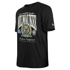 Milwaukee Bucks Unisex Oversized Essentials Boxy T-Shirt - Black | New Era on sale