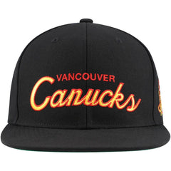 Vancouver Canucks Mitchell & Ness Core Team Script 2.0 Snapback Hat Black
