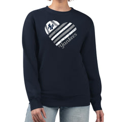 New York Yankees G-III 4Her by Carl Banks Women's Heart Logo Fleece Pullover Sweatshirt - Navy