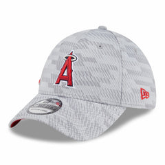 Los Angeles Angels 2025 MLB Clubhouse 39THIRTY Flex Hat - Gray | New Era