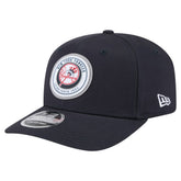 New York Yankees Circle Patch 9SEVENTY Stretch-Snap Hat - Navy | New Era