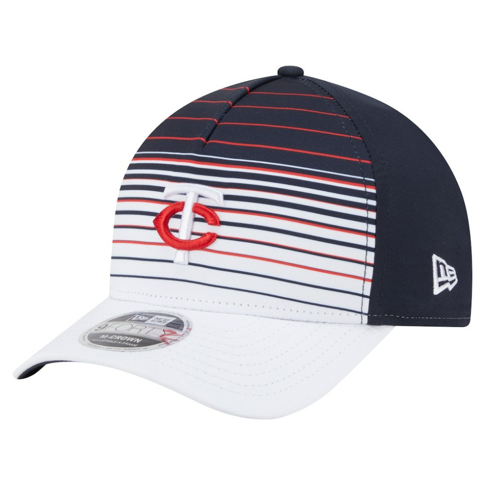 Minnesota Twins Gradient 9FORTY M-Crown Adjustable Hat - Navy | New Era