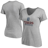 Detroit Tigers Women's Evanston Stencil V-Neck T-Shirt - Gray