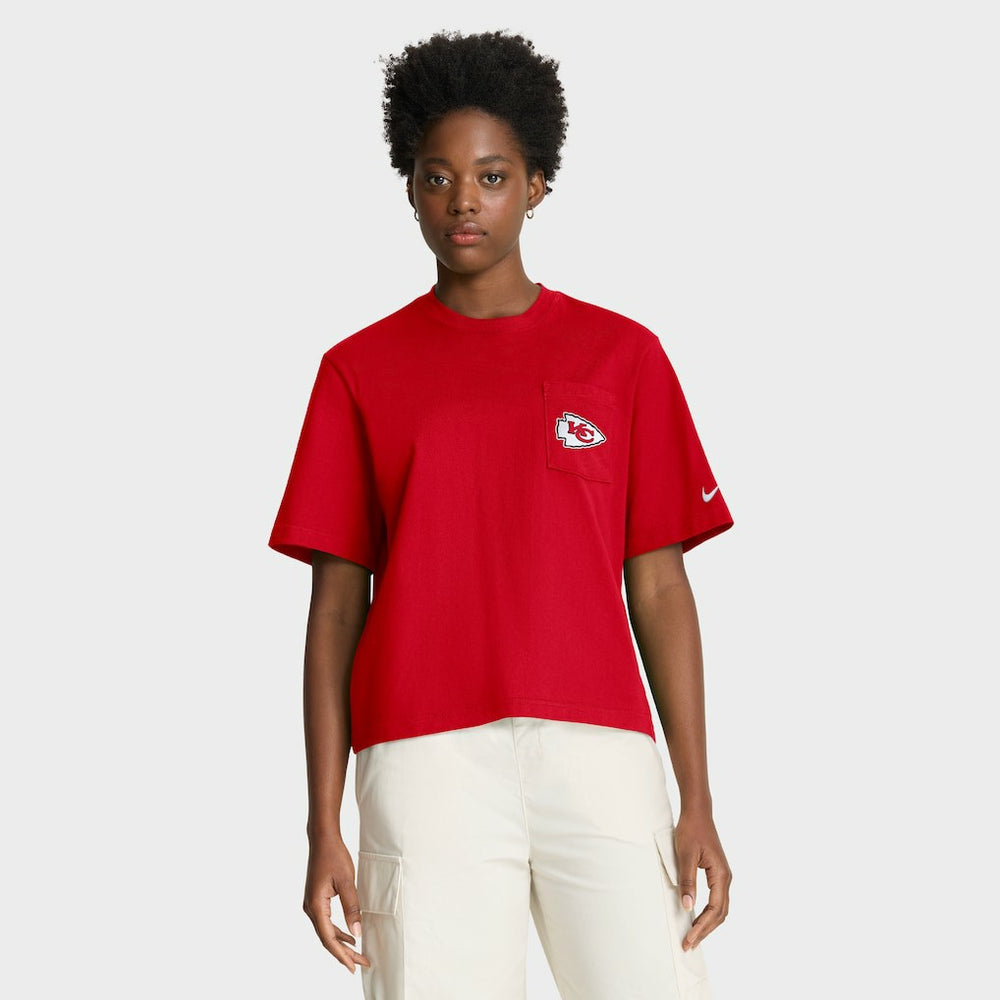Kansas City Chiefs Women's Rewind Pocket Boxy T-Shirt - Red | Nike outlet