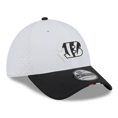 Cincinnati Bengals New Era 2025 NFL Training Camp 39THIRTY Flex Hat - White/Black for sale