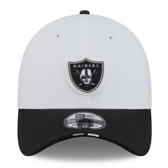 Las Vegas Raiders New Era 2025 NFL Training Camp 39THIRTY Flex Hat - White/Black for sale