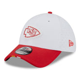 Kansas City Chiefs New Era 2025 NFL Training Camp 39THIRTY Flex Hat - White/Red for sale