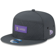 Minnesota Vikings New Era 2025 Sideline Cold Weather Split Panel 9FIFTY Snapback Hat - Charcoal cheap