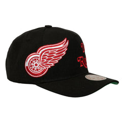 Detroit Red Wings Mitchell & Ness Busted Logo Wordmark Wrap-Around Pro Pinch Adjustable Hat Black