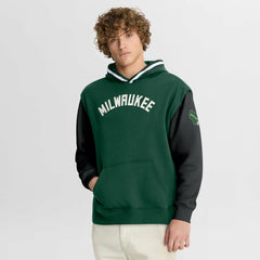 Milwaukee Bucks Half Court Shot Clock Fastbreak Hoodie - Hunter Green/Black | Fanatics discount