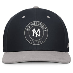 New York Yankees Cooperstown Collection Pro Dri-FIT Snapback Hat - Navy/Gray | Nike