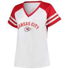 Patrick Mahomes Kansas City Chiefs Women's Plus Size Bling V-Neck T-Shirt - White on sale