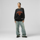 Chicago Bears Women's Delineate Mineral Wash Crewneck Sweatshirt - Black sale