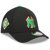 New York Yankees 2026 St. Patrick's Day 39THIRTY Flex Hat - Black | New Era