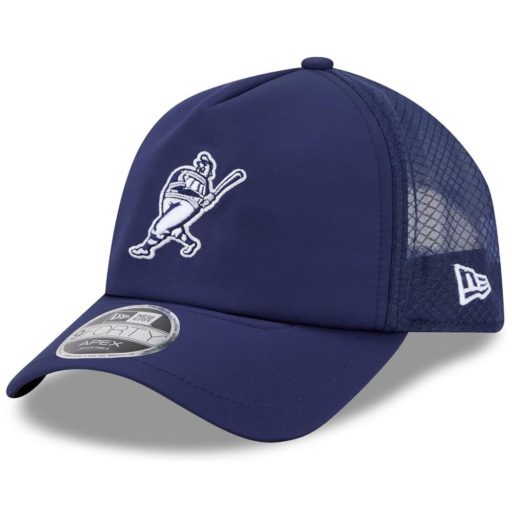 Milwaukee Brewers 2026 Batting Practice Alternate Apex 9FORTY Adjustable Hat - Navy | New Era