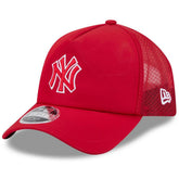 New York Yankees 2026 Batting Practice Alternate Apex 9FORTY Adjustable Hat - Red | New Era
