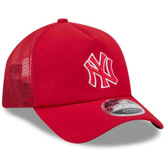 New York Yankees 2026 Batting Practice Alternate Apex 9FORTY Adjustable Hat - Red | New Era