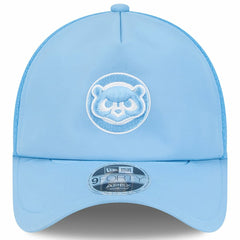 Chicago Cubs 2026 Batting Practice Alternate Apex 9FORTY Adjustable Hat - Light Blue | New Era