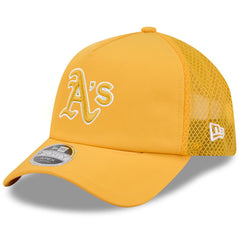 Athletics 2026 Batting Practice Apex 9FORTY Adjustable Trucker Hat - Gold | New Era