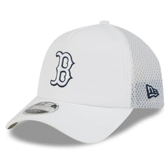 Boston Red Sox 2026 Batting Practice Apex 9FORTY Adjustable Trucker Hat - White | New Era