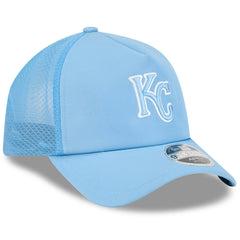 Kansas City Royals 2026 Batting Practice Apex 9FORTY Adjustable Trucker Hat - Light Blue | New Era
