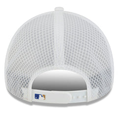 Kansas City Royals 2026 Batting Practice Apex 9FORTY Adjustable Trucker Hat - White | New Era