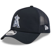 Los Angeles Angels 2026 Batting Practice Apex 9FORTY Adjustable Trucker Hat - Navy | New Era