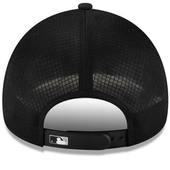 Chicago White Sox 2026 Batting Practice Apex 9FORTY Adjustable Trucker Hat - Black | New Era
