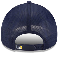 Milwaukee Brewers 2026 Batting Practice Apex 9FORTY Adjustable Trucker Hat - Navy | New Era