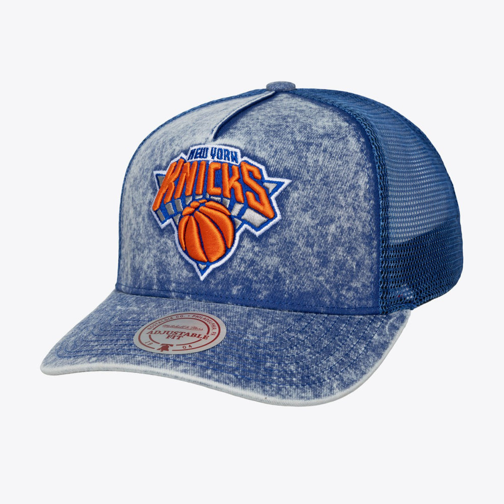 New York Knicks Gameday Snow Wash Adjustable Trucker Hat - Blue | Mitchell & Ness on sale