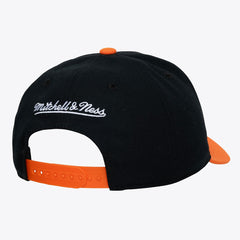 New York Knicks Hardwood Classics Legendary Away Pro-Pinch Adjustable Hat - Black | Mitchell & Ness on sale