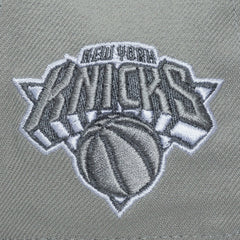 New York Knicks Thunderstorm Head Coach Pro Crown Snapback Hat - Gray | Mitchell & Ness outlet