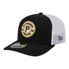 Pittsburgh Pirates Active 9SEVENTY Adjustable Trucker Hat - Black | New Era