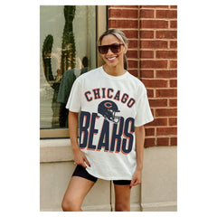 Chicago Bears Gameday Couture Women's Oversized Classic Fierce Focus T-Shirt - White on sale