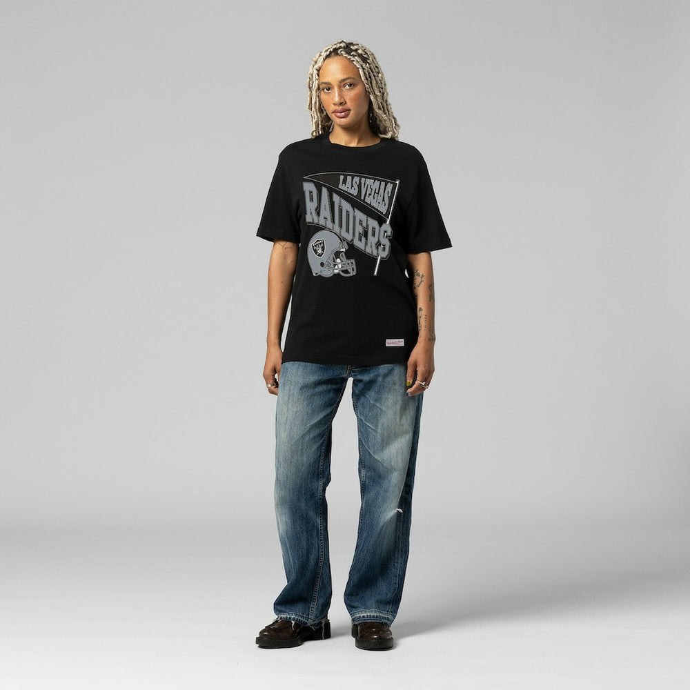 Las Vegas Raiders Women's Team Dynamic Boyfriend T-Shirt - Black discount
