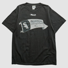 Chicago White Sox Lee Apparel 2005 T-Shirt - Black Vintage