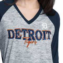 Detroit Tigers G-III 4Her by Carl Banks Women's Speed Training 3/4-Sleeve Rhinestone V-Neck T-Shirt - Navy/Heather Navy