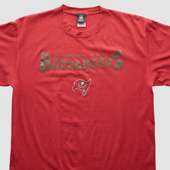 Tampa Bay Buccaneers NFL 2010s T-shirt - Red Vintage online
