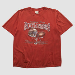 Tampa Bay Buccaneers NFL 2000s T-shirt - Red Vintage on sale