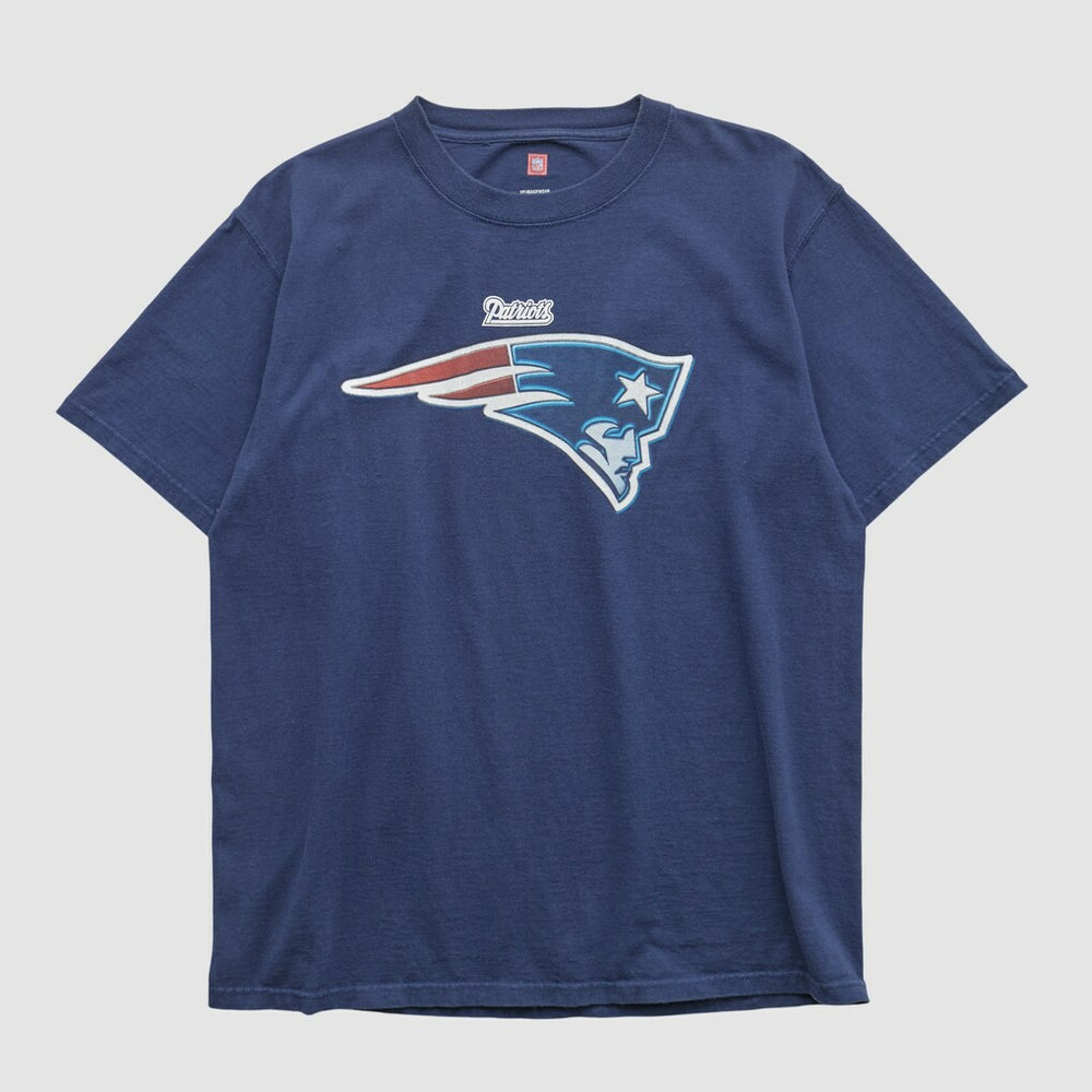 New England Patriots NFL 2000s T-shirt - Navy Vintage on sale