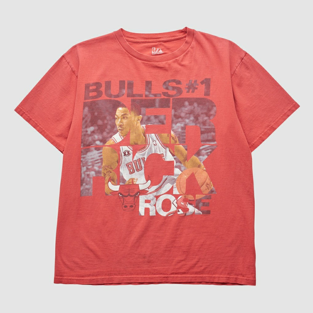 Chicago Bulls Majestic 2000s T-shirt sale - Red Vintage | Vintage sale
